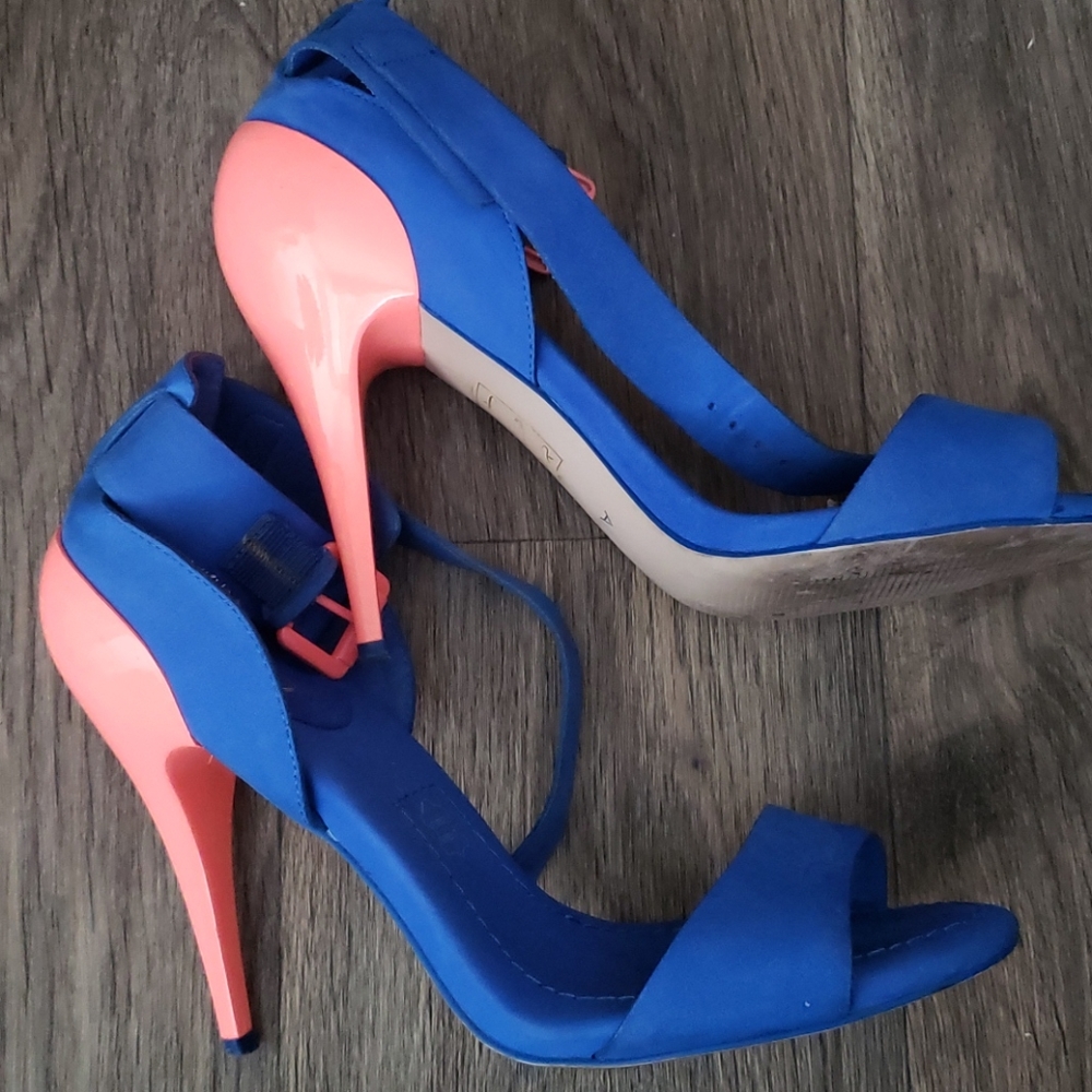 Beautiful Aldo heels!!!